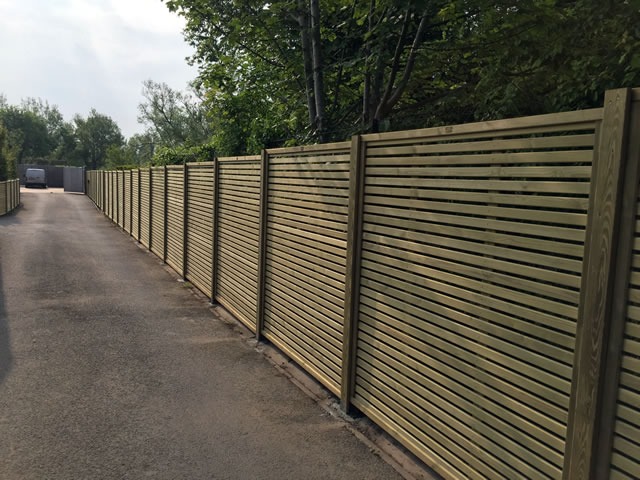 Slatted fence panels